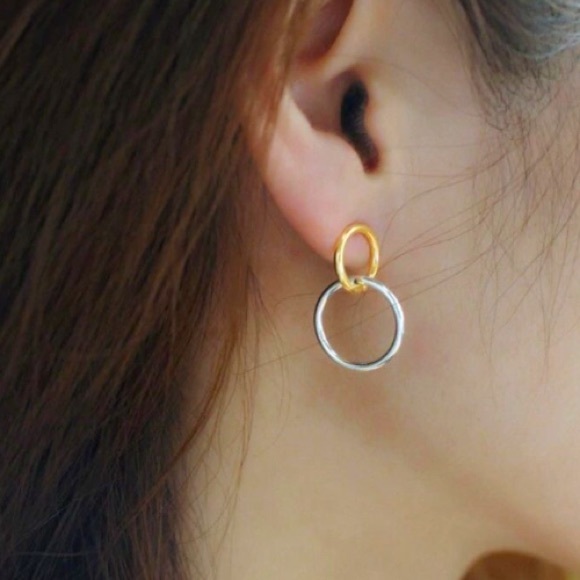 🔘Insta double circle gold / silver earrings - Picture 4 of 9